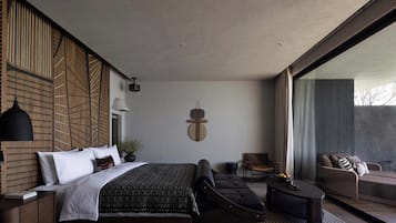 Luxury Double Room, Patio, Lake View