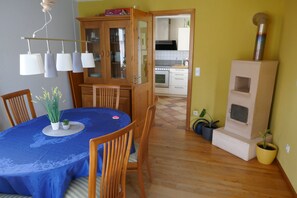 Dining - Vrbo Property (Friedrichshafen)