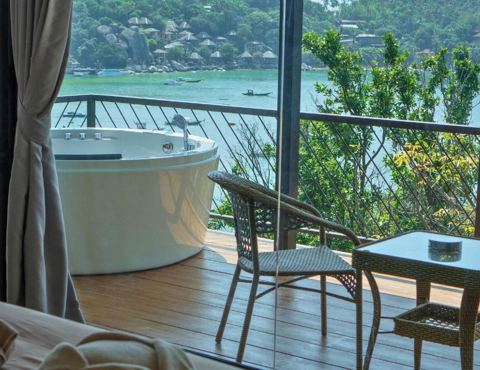 Deluxe Double Room, Sea View | Property grounds