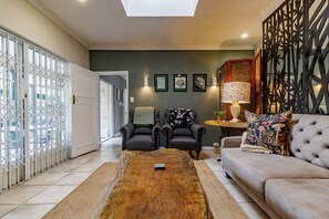 Interior - Sandton Amar Boutique (Rivonia)