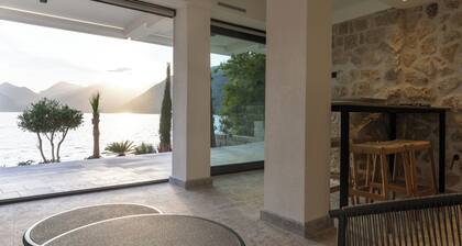 Calma House