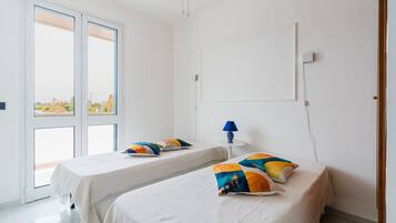 6 Schlafzimmer, Bügeleisen/Bügelbrett, WLAN, Bettwäsche