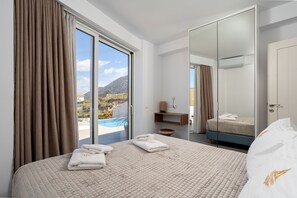 2 bedrooms, in-room safe, iron/ironing board, free WiFi - villa yasmin luxury (Bali)