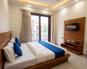 Kamar Double Deluks | Ruang kerja ramah laptop, Wi-Fi gratis, dan seprai linen