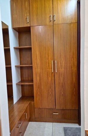 Wardrobe - OnlyStay Restivo Golf Course Road  (Gurugram)