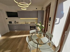 Dining - GREY1 (air conditioning and free private parking) (Verbania)