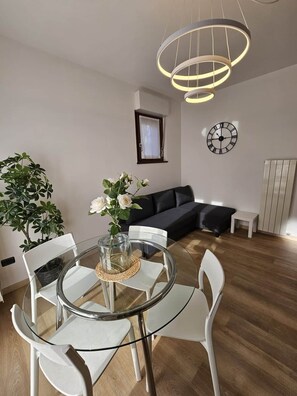 Dining - GREY1 (air conditioning and free private parking) (Verbania)