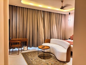 Family Room | Bahagian dalam