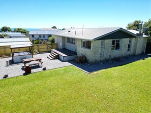 Exterior - Parkside Family Haven (Greymouth)