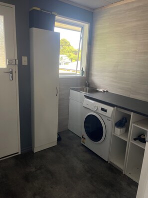 Interior - Parkside Family Haven (Greymouth)