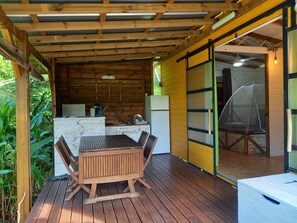 Outdoor dining - Vrbo Property (Le Vauclin)