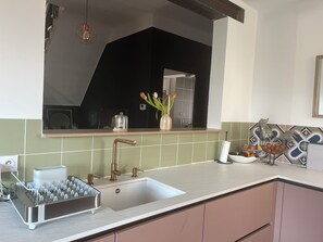Private kitchen - Vrbo Property (Montpellier)