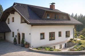 Exterior - Vrbo Property (Sekull)