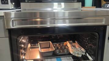 House, 2 Bedrooms | Dapur peribadi