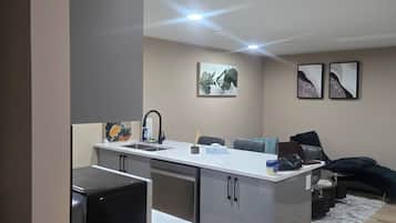 House, 2 Bedrooms | Interior