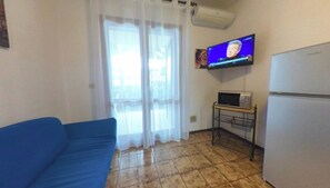 Living area - Spacious stay in a quiet area of Lignano Pineta (Lignano Sabbiadoro)