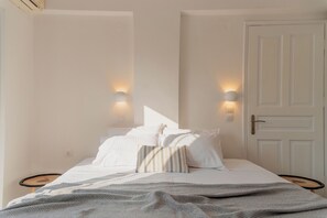 Comfort kamer, balkon | Een bureau, gratis wifi, beddengoed