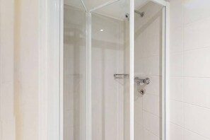 Apartment | Badezimmer