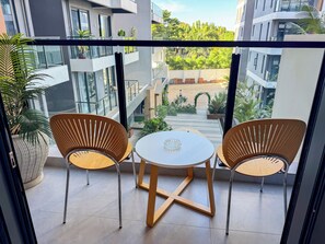 Interior - Stylish 2BR Apartment in Masaki, Pool, Gym & Near Beach (Dar es Salaam)