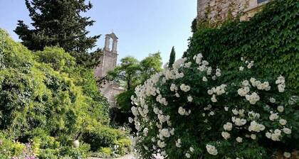 Bel appartement proche d'Uzes et de Lussan 120m2