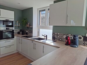 Private kitchen - Le cocon des pommes Gite 6 persons Cosy & bright (Saint-Lambert-et-Mont-de-Jeux)