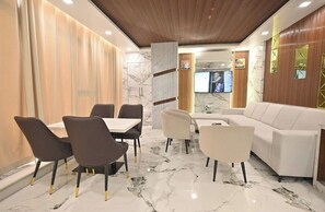 Exterior - Hotel Sai Leela Inn- Ranchi Railway St. (Ranchi)