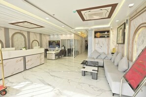 Lobby - Hotel Sai Leela Inn- Ranchi Railway St. (Ranchi)