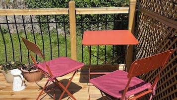Cottage | Outdoor dining