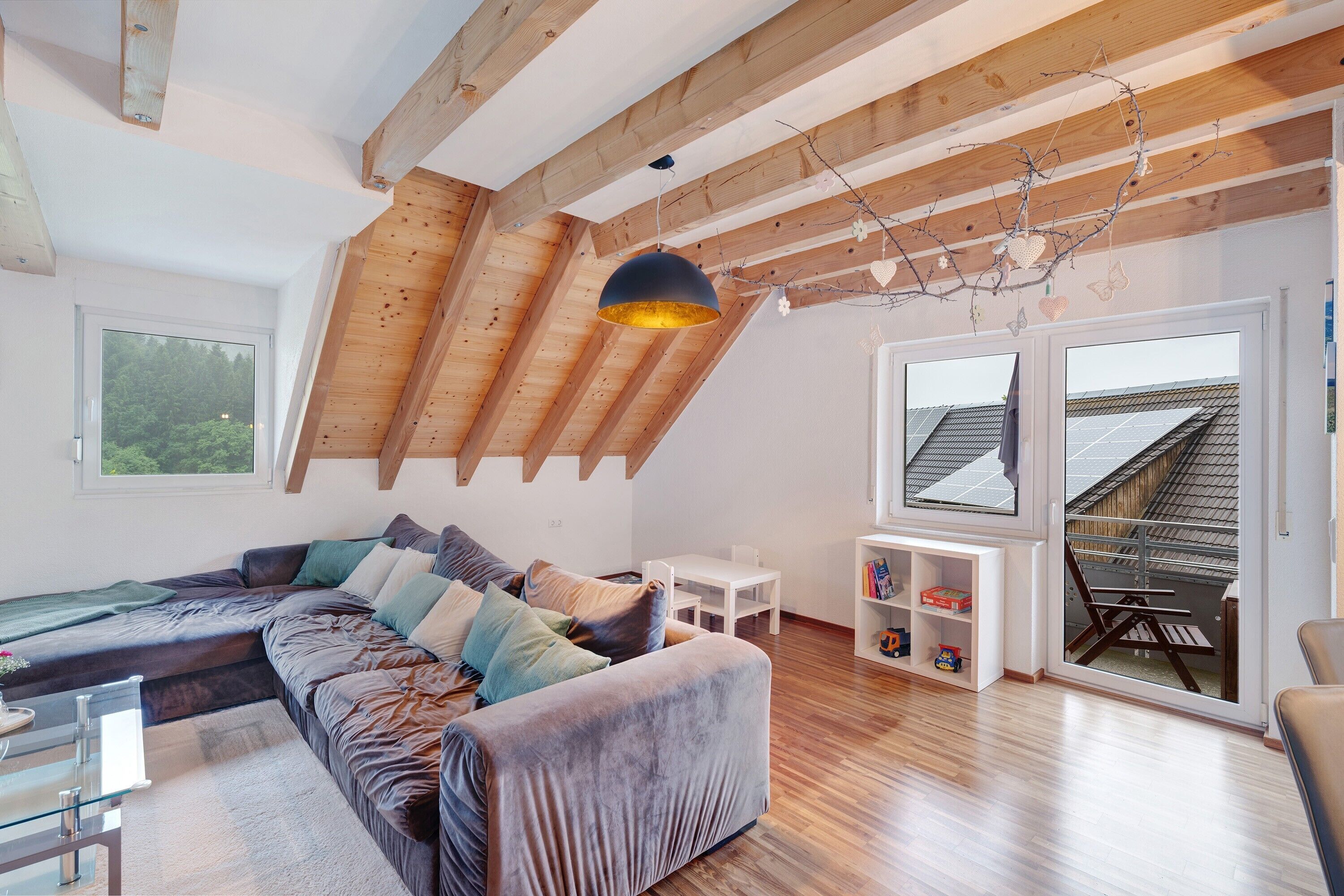 Fernseher, Kamin