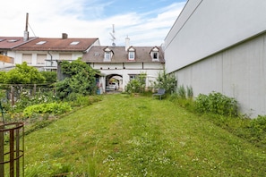 Exterior - Spacious 60 m² Apartment with Shared Garden & Wi-Fi in Emmendingen (Emmendingen)