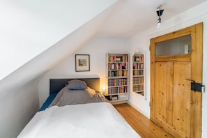 2 bedrooms, WiFi, bed sheets - Spacious 60 m² Apartment with Shared Garden & Wi-Fi in Emmendingen (Emmendingen)