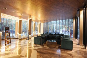 Lobby - Pearl Resort (Silvassa)