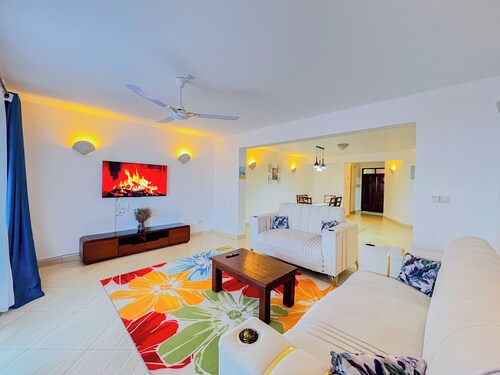 Jujo Beachfront Apartments