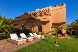 Terrace/patio - Private Pool Villa for 6 Quiet Area 15 min Medina (Marrakesh)
