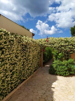 Property grounds - Apartment 'Residence Le Cenate Sail' with Private Terrace, Wi-Fi and Air Conditioning (Nardò)