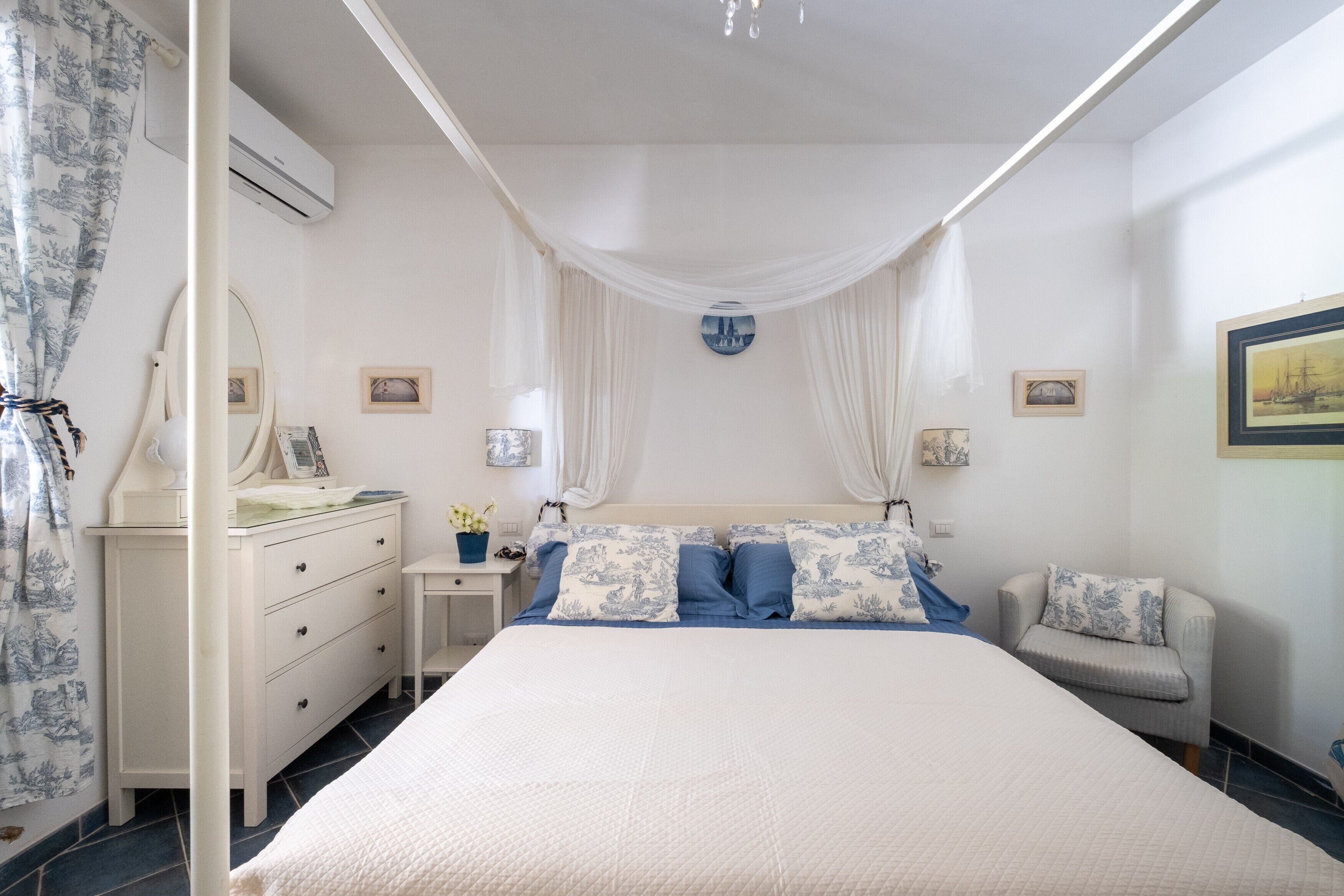 1 chambre, fer et planche à repasser, Wi-Fi