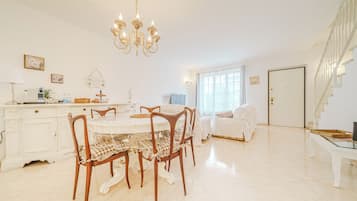Apartment | Interior