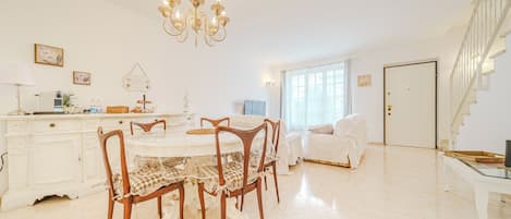 Apartment | Interior