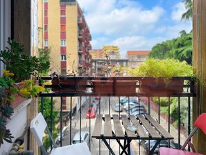 Outdoor dining - Casa Paolo, vintage style with balcony, near metro (Milano)