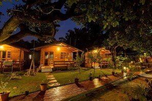 Deluxe Triple Room | Property grounds