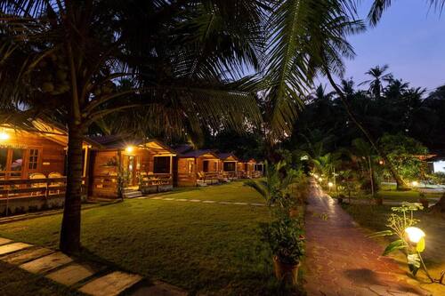 Deluxe Triple Room | Property grounds