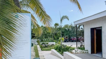 Apartment, Balcony | Property grounds