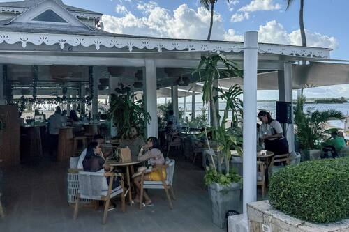 Apartment, Balcony | Outdoor dining