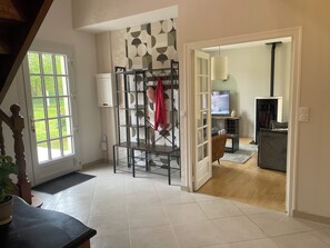 Living area - Belle Etoile apple trees. House for 8 people at the foot of Mont de Cerisy. (Cerisy-Belle-Étoile)