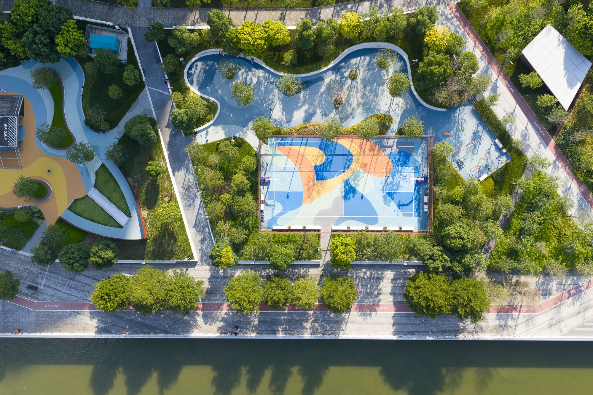 Staduitzicht vanuit accommodatie