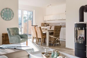 Dining - Vrbo Property (Bresewitz)