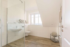Bathroom - Vrbo Property (Bresewitz)