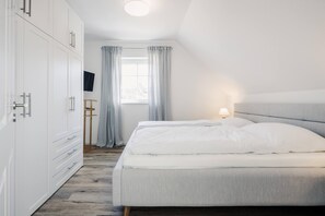 Room - Vrbo Property (Zingst)