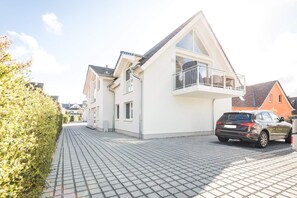 Exterior - Vrbo Property (Zingst)