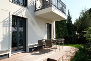 Outdoor dining - Vrbo Property (Zingst)